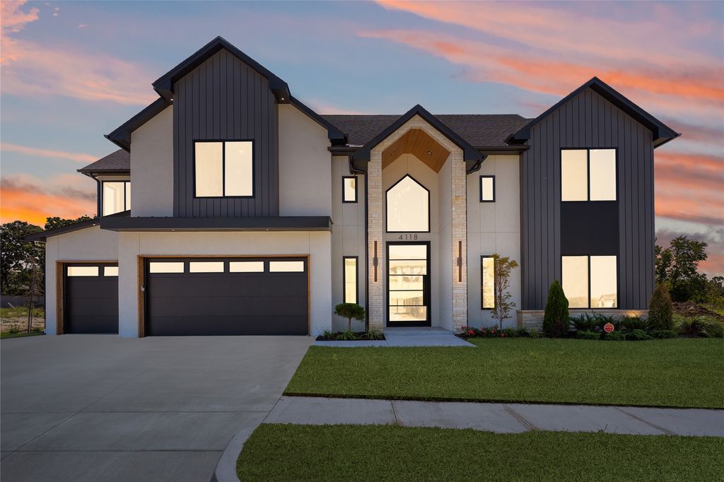 4118 W 114th Place S, Jenks, OK 74037