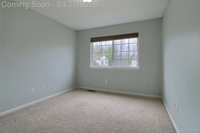 26793 Kirkway Circle, Woodhaven, MI 48183