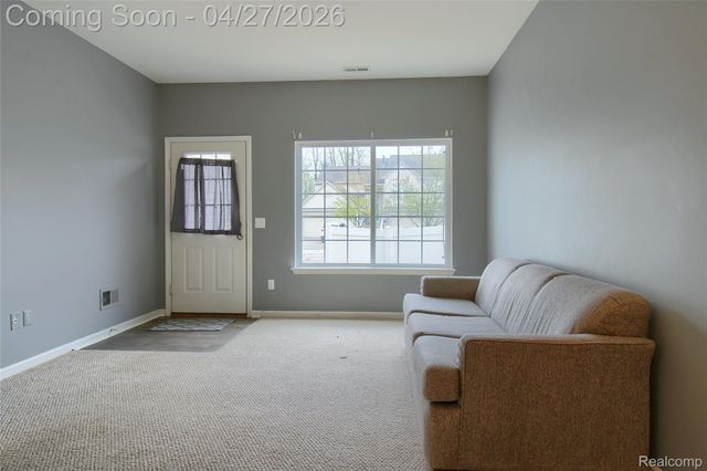 26793 Kirkway Circle, Woodhaven, MI 48183