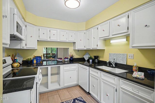4100 Five Oaks Drive Unit 36, Durham, NC 27707