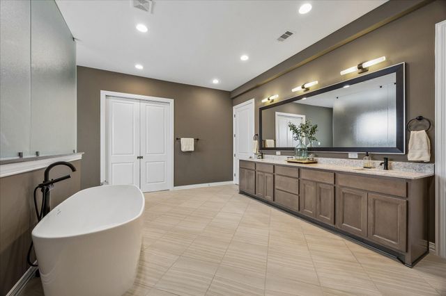 1917 Potomac Drive B, Houston, TX 77057