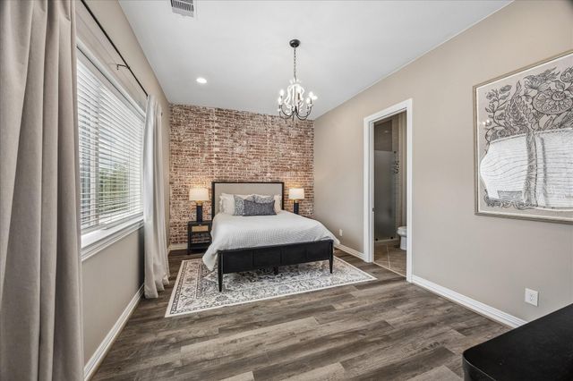 1917 Potomac Drive B, Houston, TX 77057