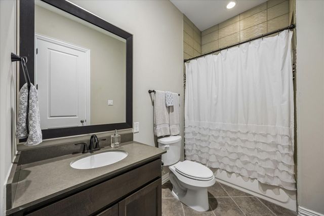 1917 Potomac Drive B, Houston, TX 77057