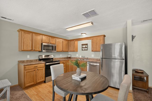 3020 SW Sharmin Lane, Ankeny, IA 50023
