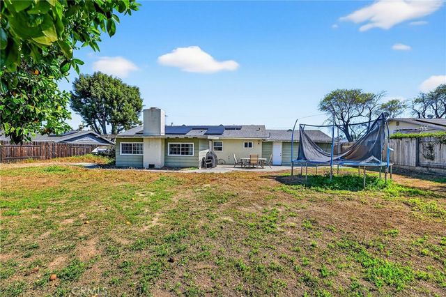 138 Terrace Ln, San Marcos, CA 92069