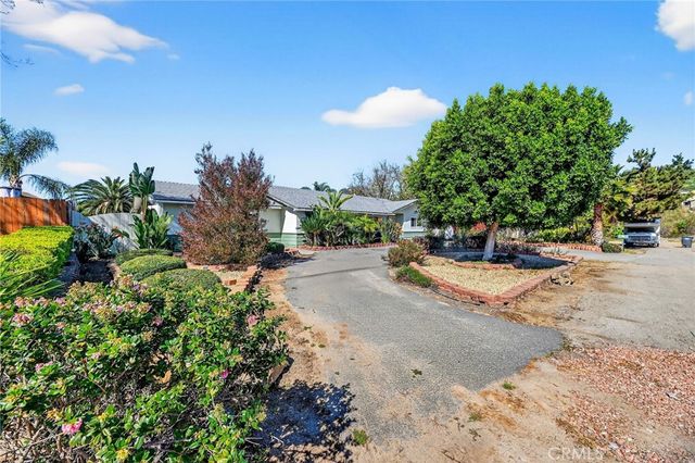 138 Terrace Ln, San Marcos, CA 92069