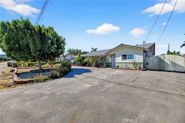 138 Terrace Ln, San Marcos, CA 92069