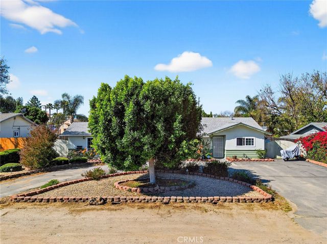 138 Terrace Ln, San Marcos, CA 92069