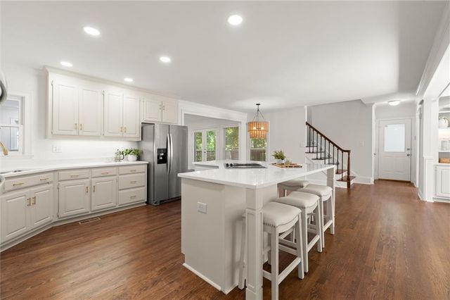 871 Chestnut Lake Drive NE, Marietta, GA 30068
