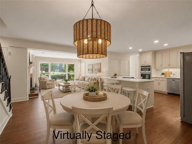 871 Chestnut Lake Drive NE, Marietta, GA 30068