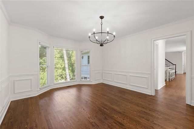871 Chestnut Lake Drive NE, Marietta, GA 30068