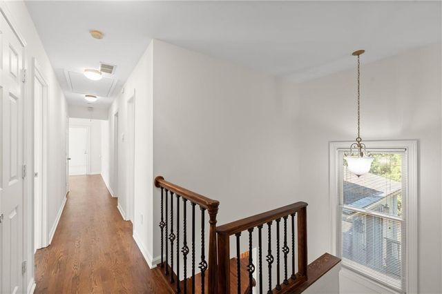 871 Chestnut Lake Drive NE, Marietta, GA 30068
