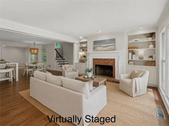 871 Chestnut Lake Drive NE, Marietta, GA 30068