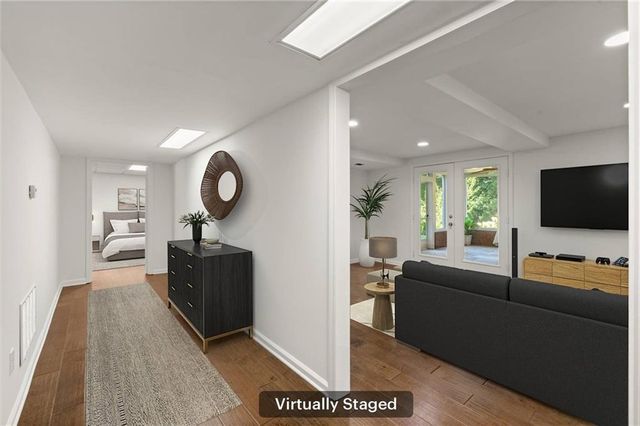 871 Chestnut Lake Drive NE, Marietta, GA 30068