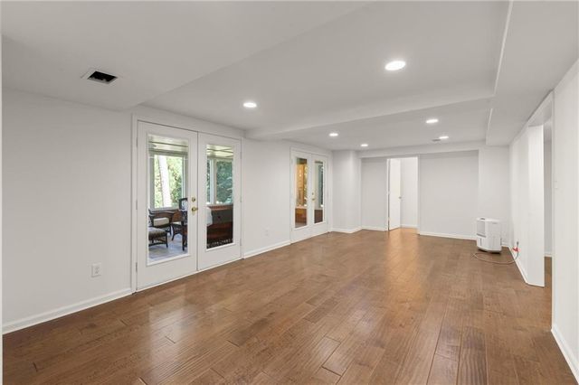 871 Chestnut Lake Drive NE, Marietta, GA 30068