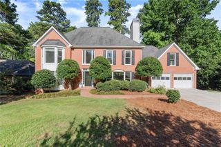 871 Chestnut Lake Drive NE, Marietta, GA 30068