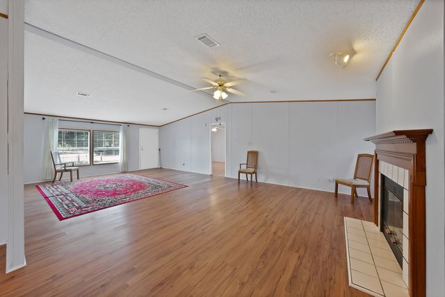 212 Ponderosa Lane, Burleson, TX 76028