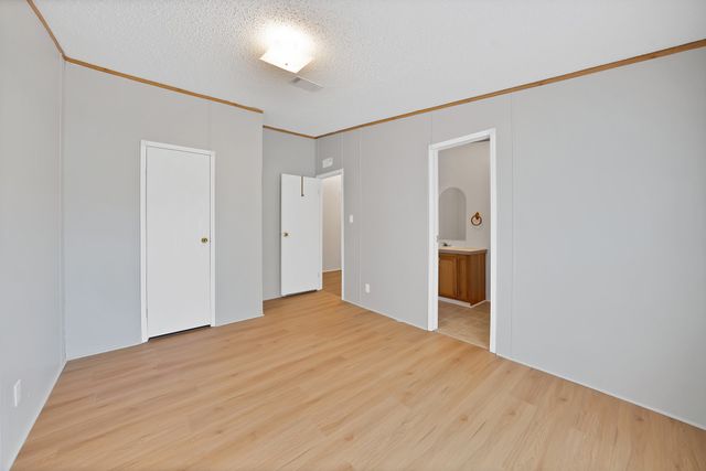 212 Ponderosa Lane, Burleson, TX 76028