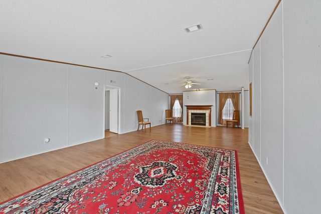 212 Ponderosa Lane, Burleson, TX 76028