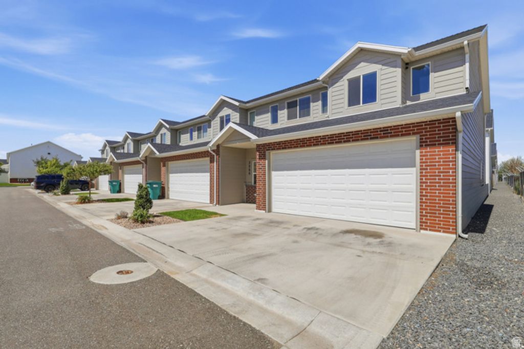 2066 W 1735 CT, West Haven, UT 84401 — photo 2