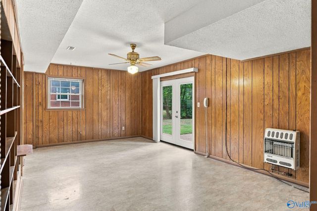 212 Cumberland Drive, Huntsville, AL 35803