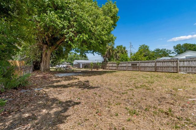 517 HAMPTON AVENUE NE, St Petersburg, FL 33703