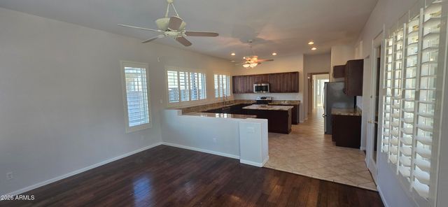 21506 N 73RD Avenue, Glendale, AZ 85308