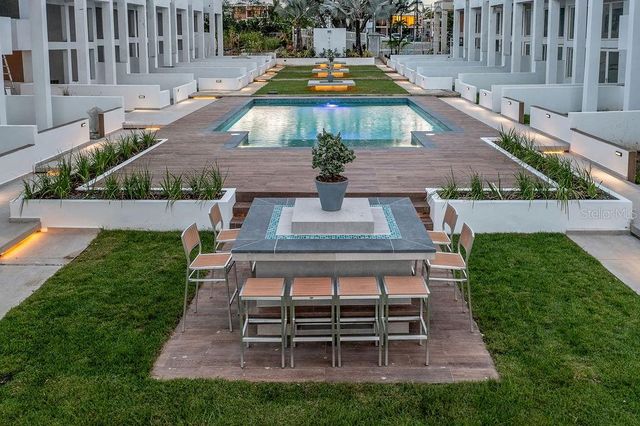 Calle 10 250 C18, San Juan, PR 00926