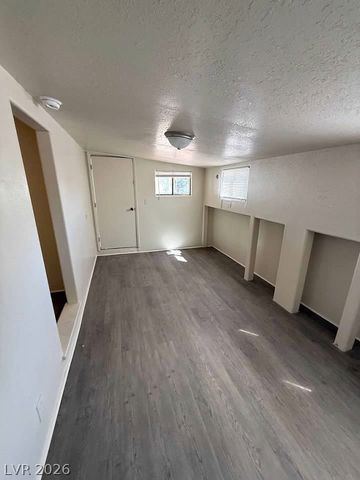 5051 Sitka Lane, Las Vegas, NV 89122