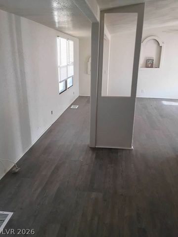 5051 Sitka Lane, Las Vegas, NV 89122