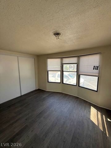 5051 Sitka Lane, Las Vegas, NV 89122