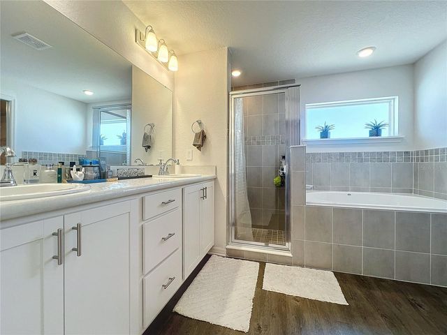 2027 DEXTER STREET, Haines City, FL 33844