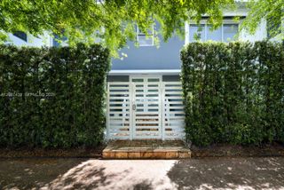 3909 Garden Avenue, Miami Beach, FL 33140