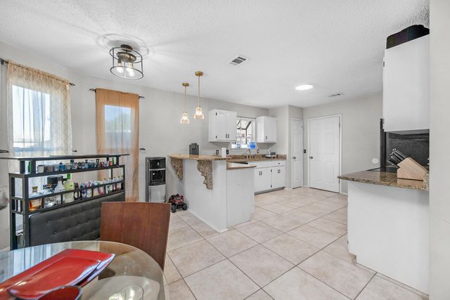 140 Mill Pond Cove, Crestview, FL 32539