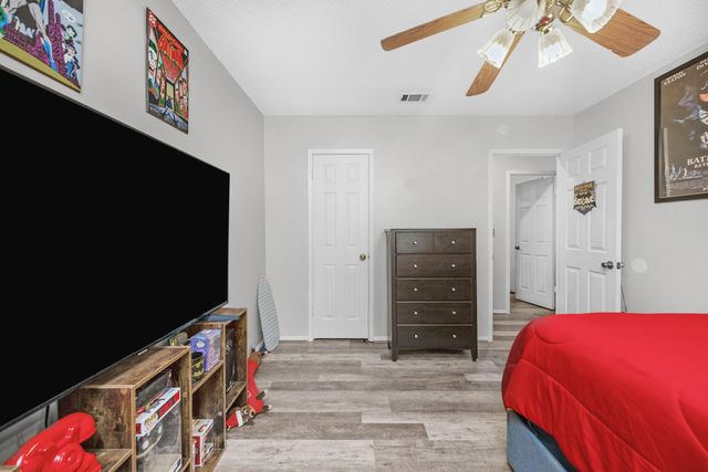 140 Mill Pond Cove, Crestview, FL 32539