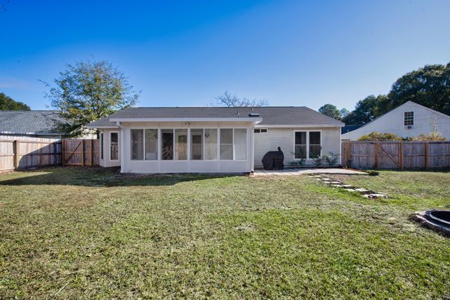 140 Mill Pond Cove, Crestview, FL 32539