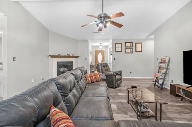 140 Mill Pond Cove, Crestview, FL 32539