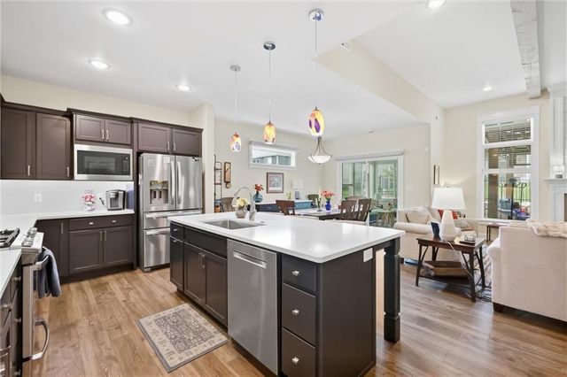 419 N Daylily Drive, Lawrence, KS 66049