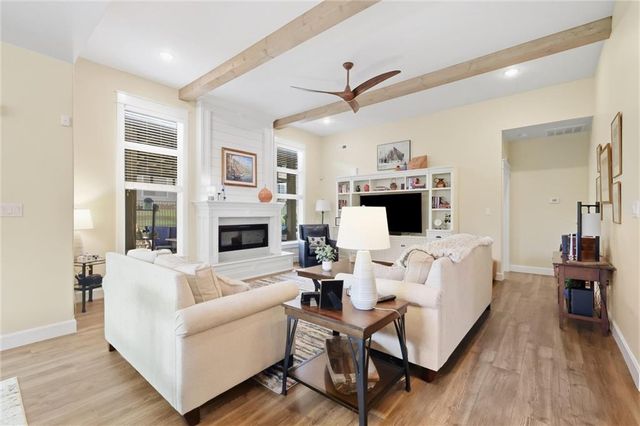 419 N Daylily Drive, Lawrence, KS 66049