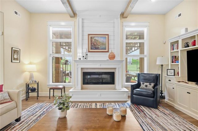 419 N Daylily Drive, Lawrence, KS 66049