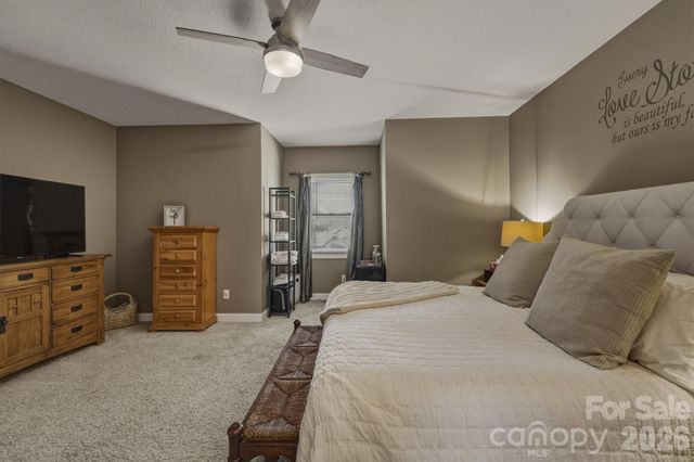 405 Golfview Court, Lenoir, NC 28645