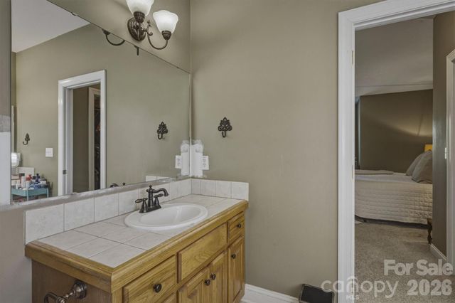 405 Golfview Court, Lenoir, NC 28645