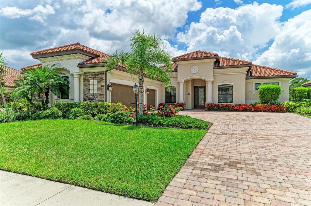 13819 SWIFTWATER WAY, Bradenton, FL 34211