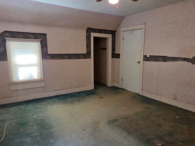 514 W Washington Street, Marengo, IL 60152