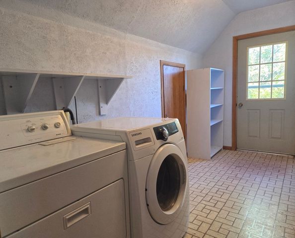 514 W Washington Street, Marengo, IL 60152