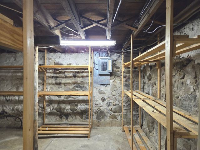 514 W Washington Street, Marengo, IL 60152