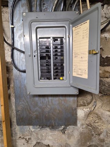 514 W Washington Street, Marengo, IL 60152