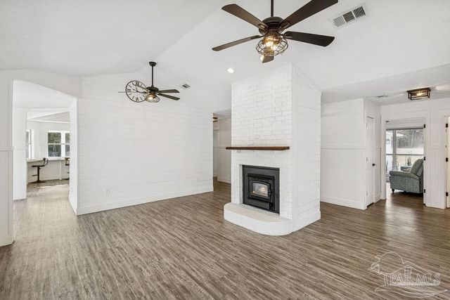 4460 Hwy 29, Molino, FL 32577