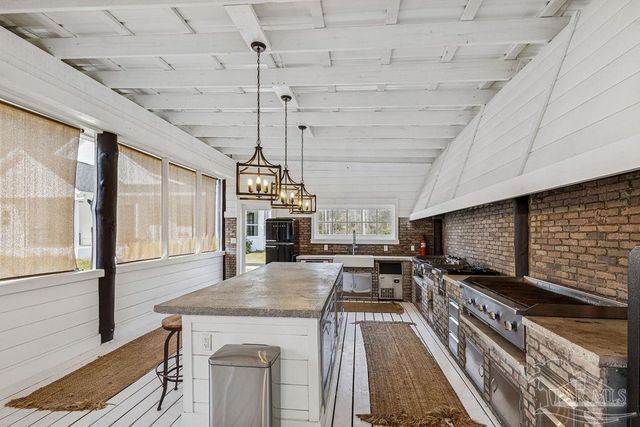 4460 Hwy 29, Molino, FL 32577