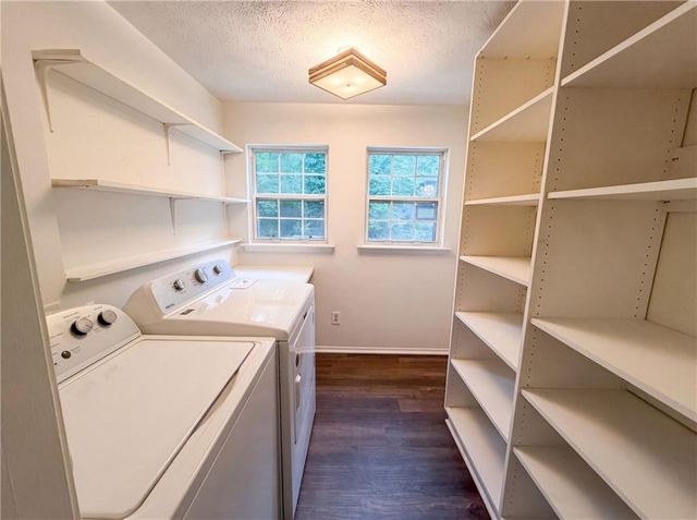 1346 Fairfield Drive SW, Lilburn, GA 30047